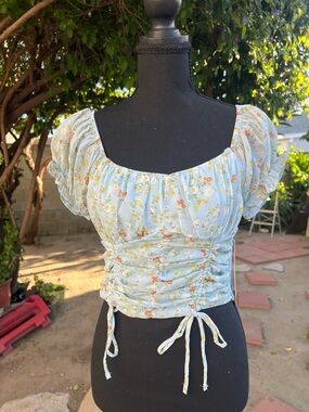 Floral Ruched Puff Sleeve Crop Top - Floral Light Blue